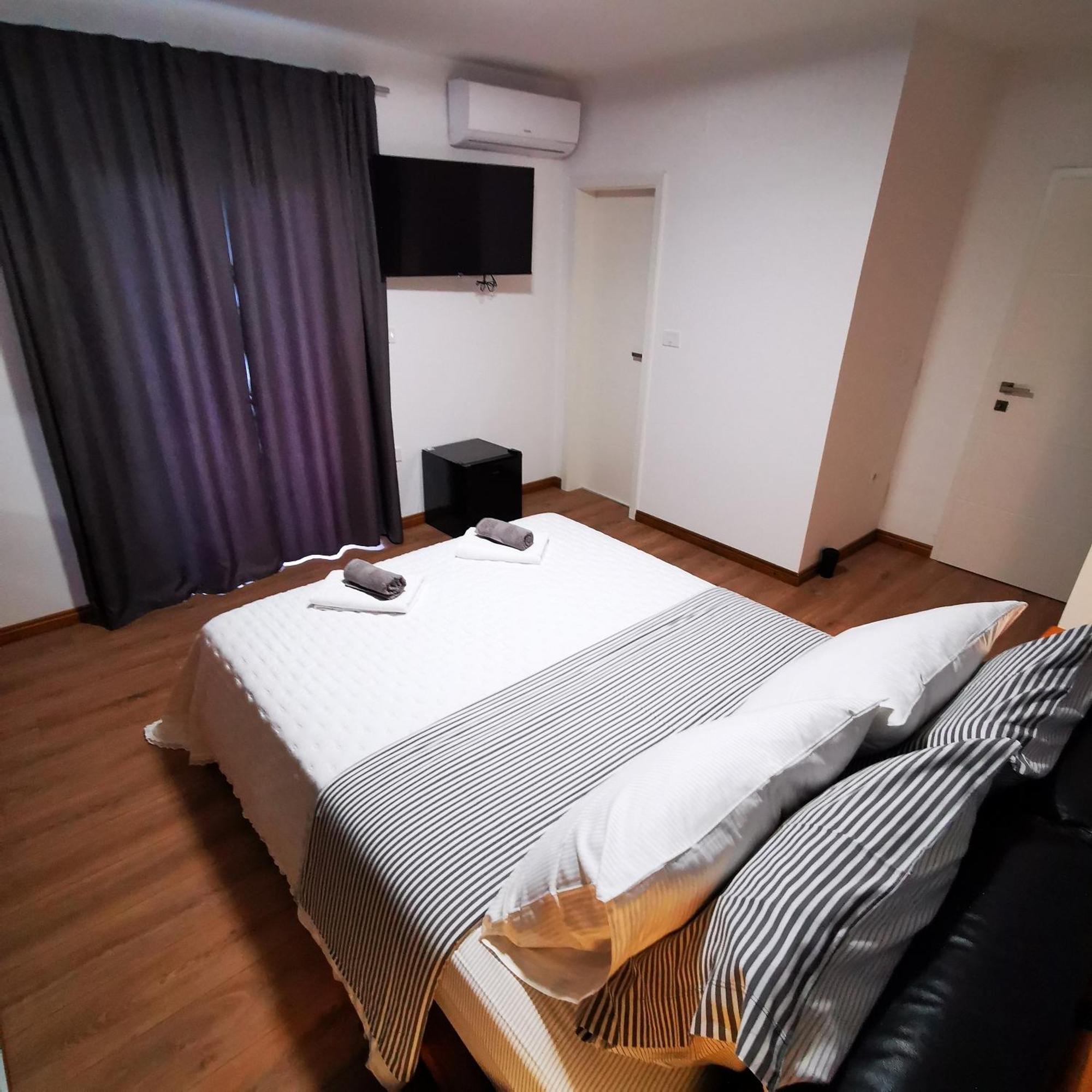 Casa Blanca Apartment Umag Ngoại thất bức ảnh
